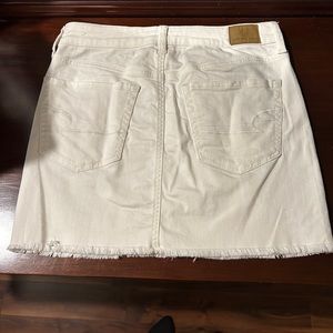 American Eagle white  jean skirt size 8